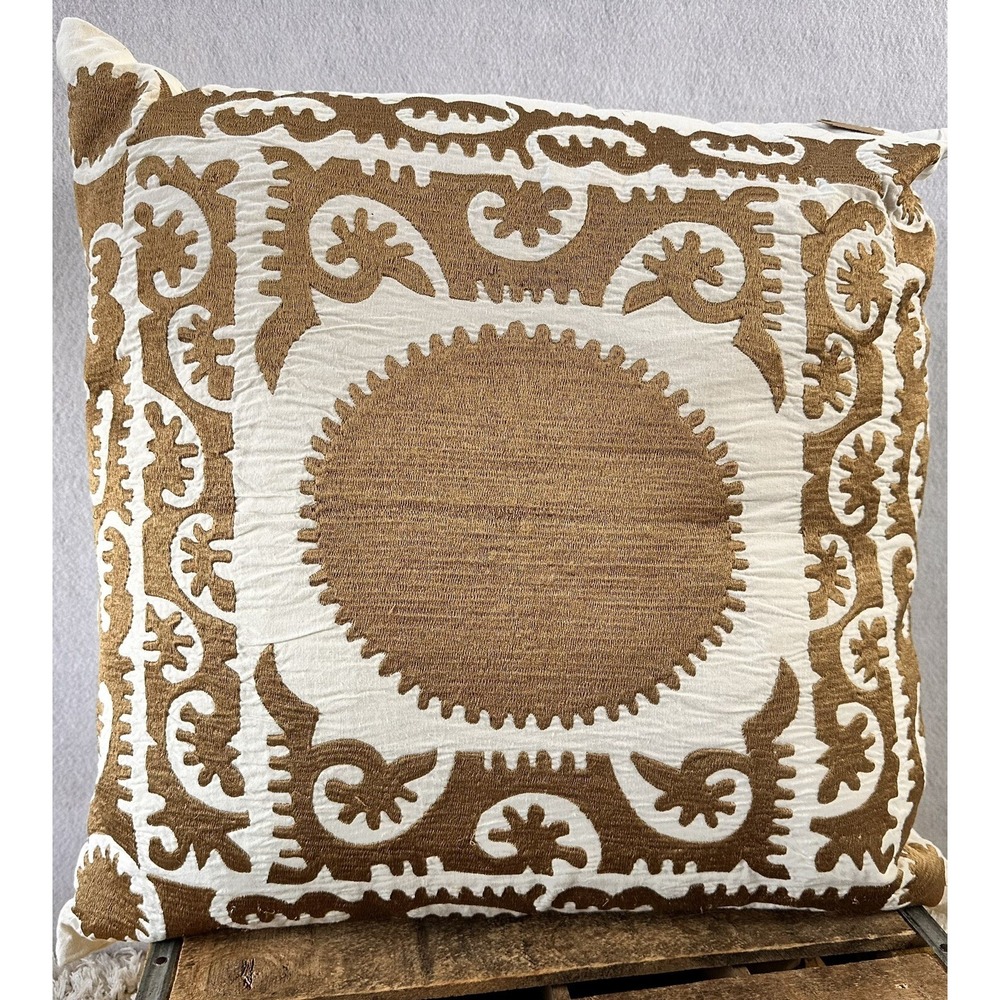 Soft Surroundings Decorative Pillow Crewel Boho XL 24x24 Cream Gold Excellent